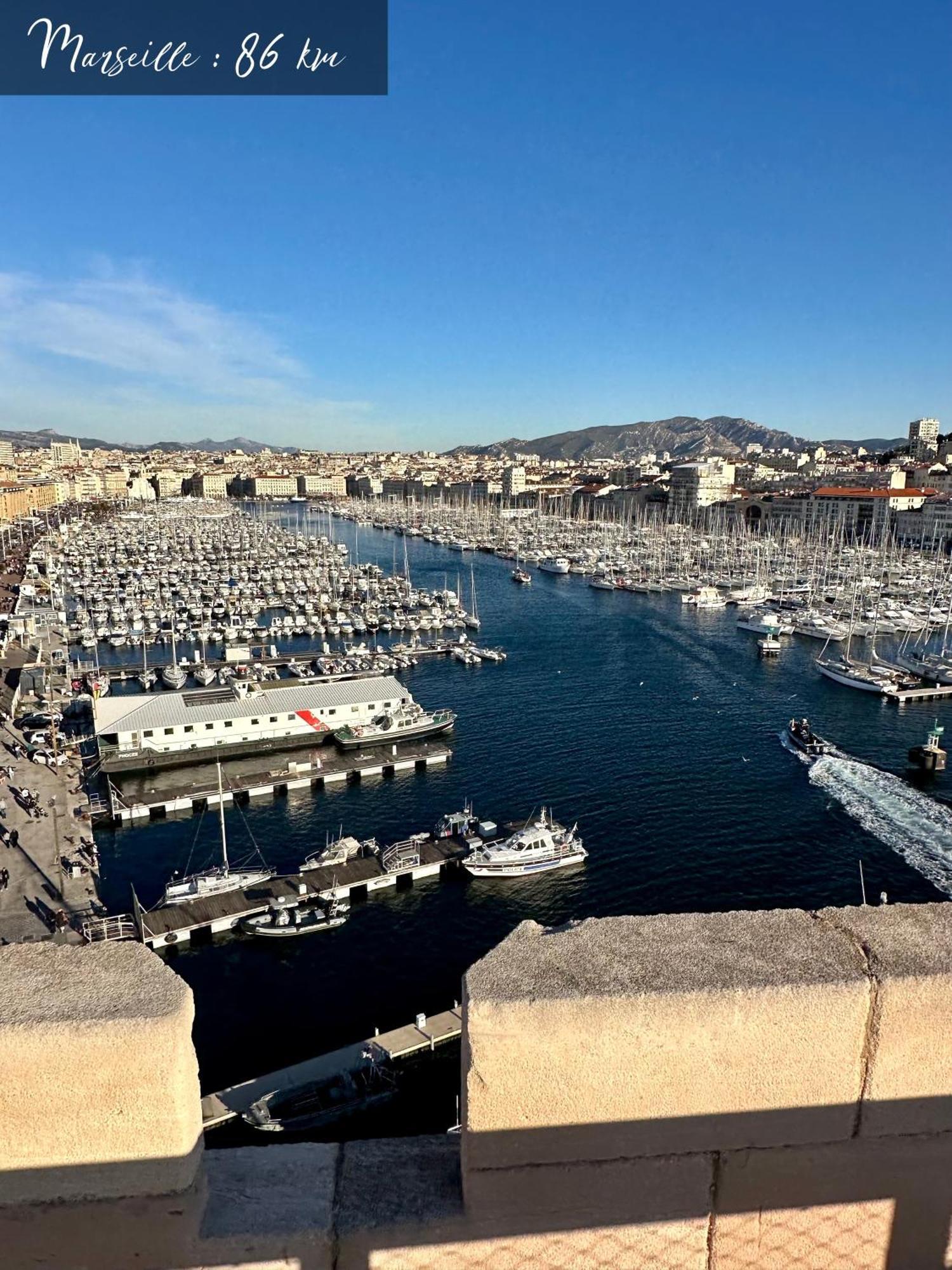 Lou Paseo : Appartement Brocante Centre Historique LʼIsle-sur-la-Sorgue Esterno foto