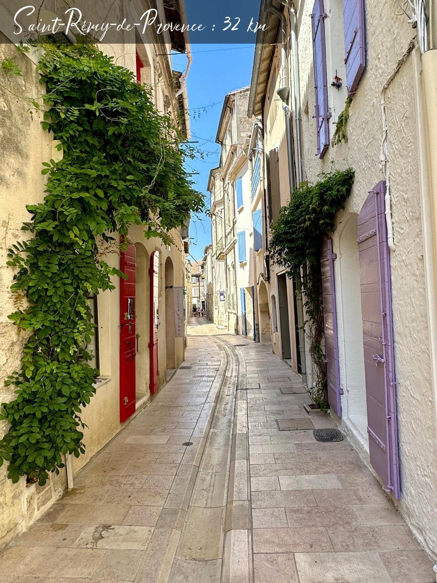 Lou Paseo : Appartement Brocante Centre Historique LʼIsle-sur-la-Sorgue Esterno foto